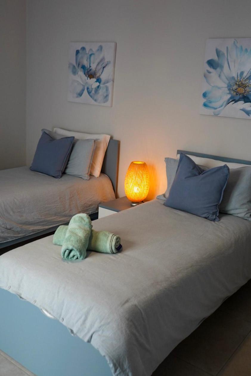 Apartment Lovely Next To Bus Terminus *